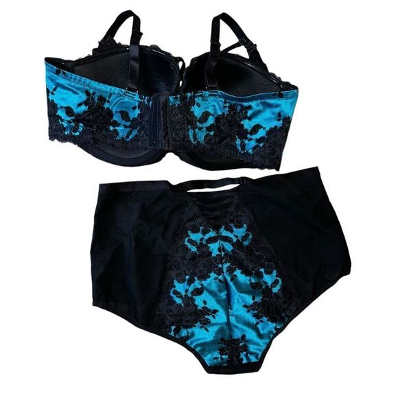 Torrid Womens Size 44DD Padded Lace Bra Size 2 US 2X Panty Set Blue Black - Picture 5 of 9